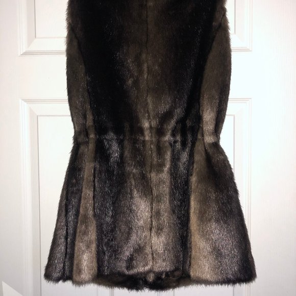 Ellen Tracy Faux Fur Vest, Brown, XS - Picture 10 of 10